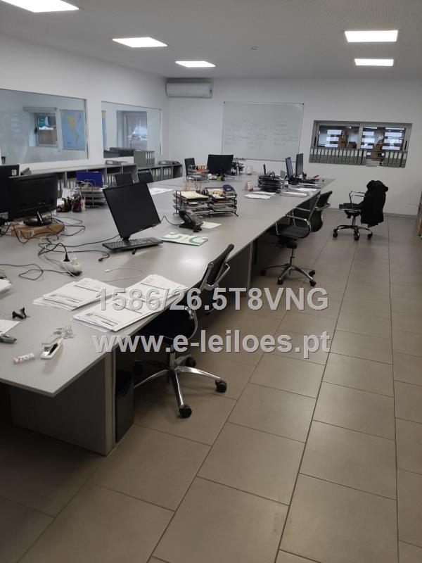 Lote de Equipamento Administrativo