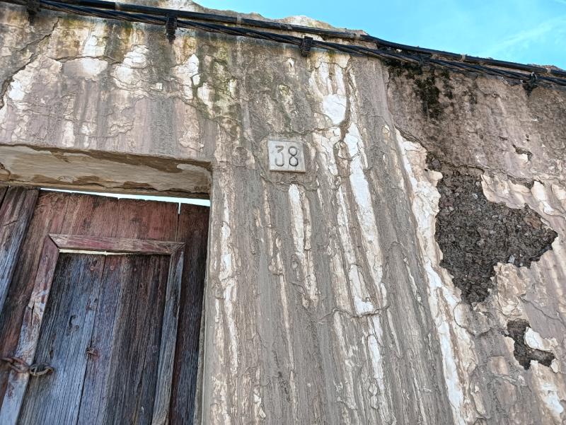 Fotografia de imóvel: CASA DE HABITAÇÃO   - MOURA