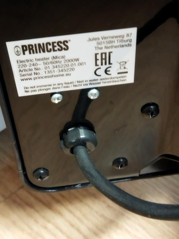 Fotografia de equipamento: AQUECEDOR A OLEO