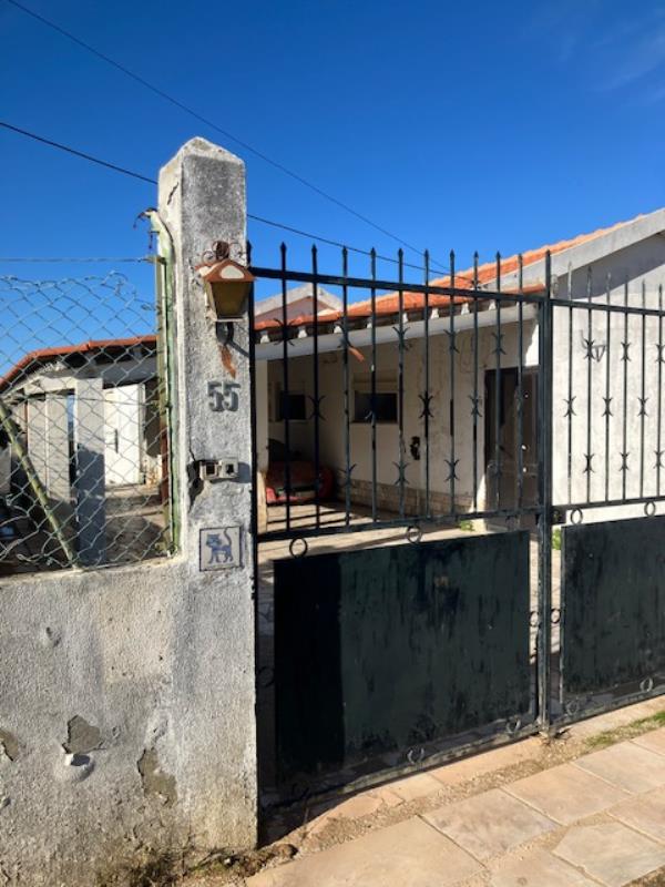 Fotografia de imóvel: Moradia de R/chão e   cave - Beco  Travessa Covas da Raposa  lot 55 -Sesimbra