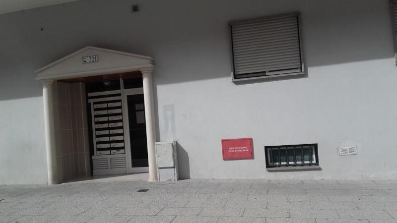 1/4 aparcamento colectivo situado em Castelo Branco