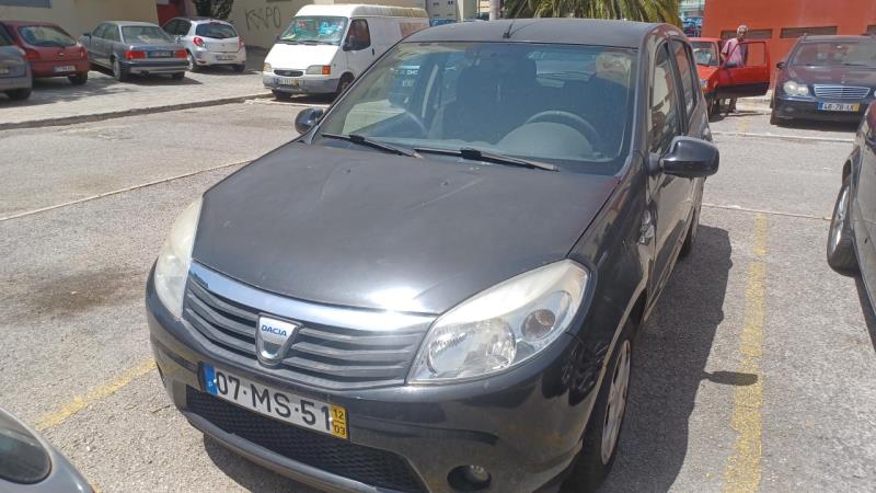 Veículo DACIA Sandero