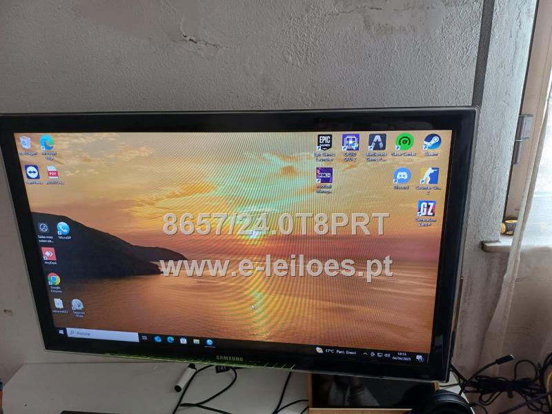 Televisões e Máquina de lavar roupa  Hotpoint Ariston 8kg.