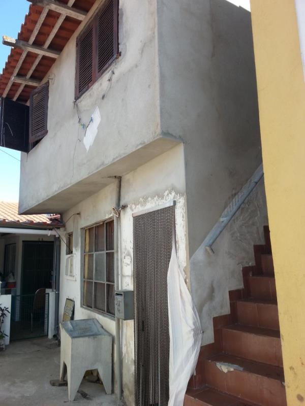1/4 Moradia sita em Santa Maria dos Olivais em Tomar