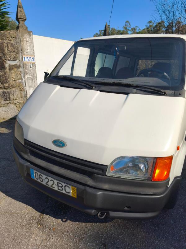Fotografia de veículo: FORD modelo TRANSIT 120 VAN (TN-3)