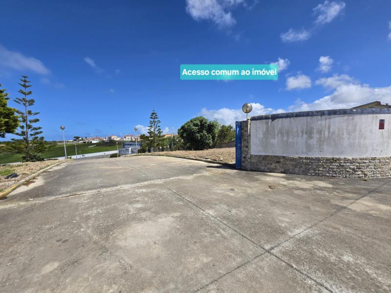 Fotografia de imóvel: Prédio rústico sito em Encarnação - Mafra