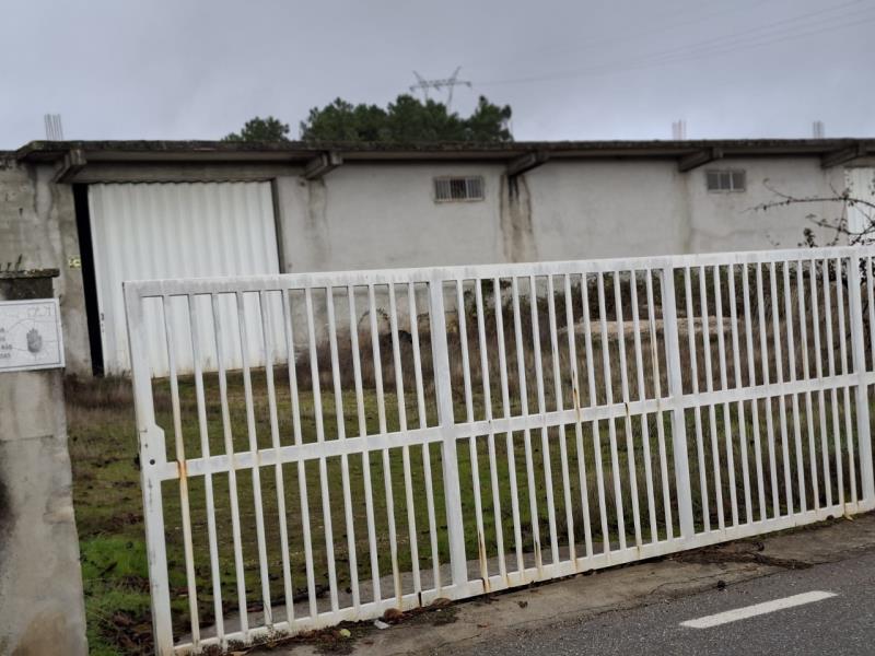 Fotografia de imóvel: Armazém sito em Santiago, Armamar