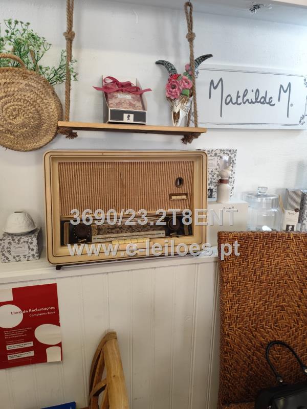 Lote de bens móveis