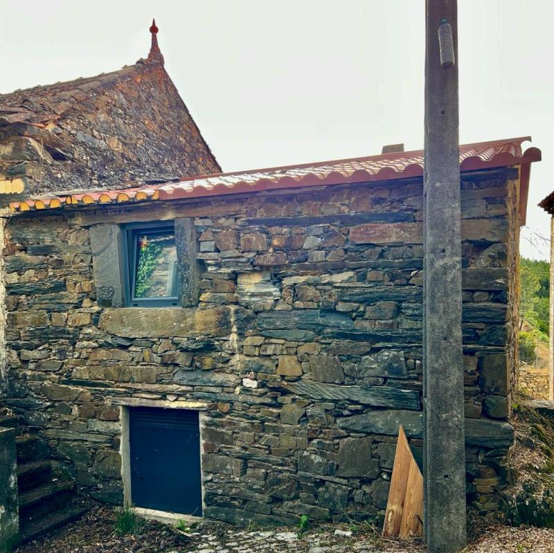 Fotografia de imóvel: PRÉDIOS PARA RESTAURAR