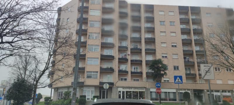 Fotografia de imóvel: Direito a 1/2 de Apartamento T3 em Braga (S. Vítor)