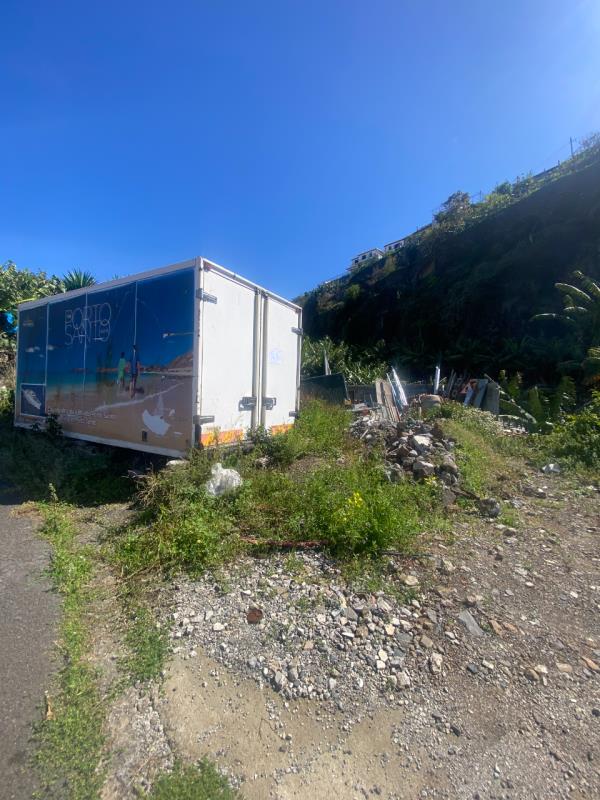 Fotografia de imóvel: Terreno para construção em Lemes, Lombo das Adegas, Ponta do Sol, R.A.da Madeira