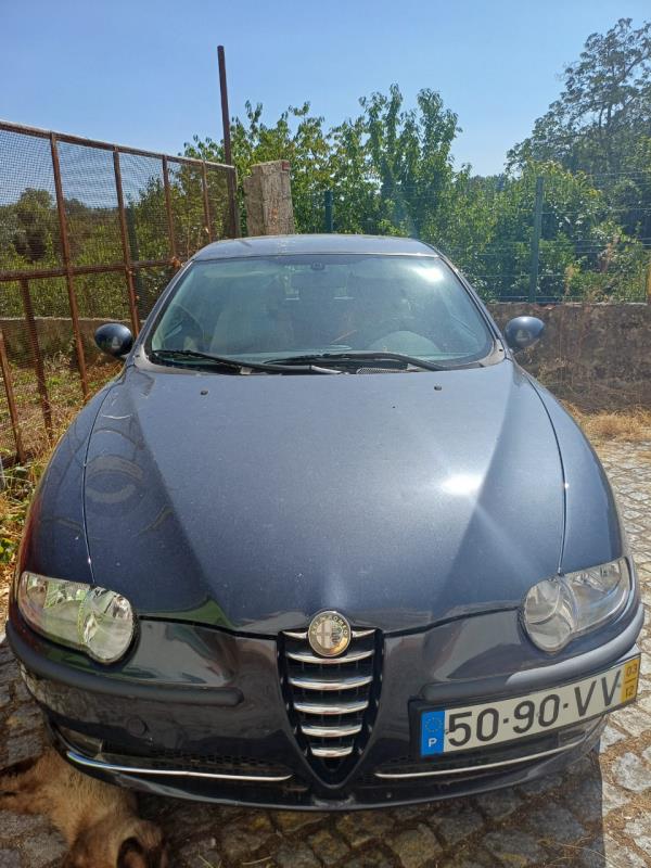 Fotografia de veículo: Veículo Ligeiro de passageiros de marca ALFA ROMEO