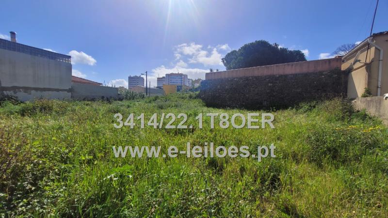 Terreno para Construção em Queluz de Baixo