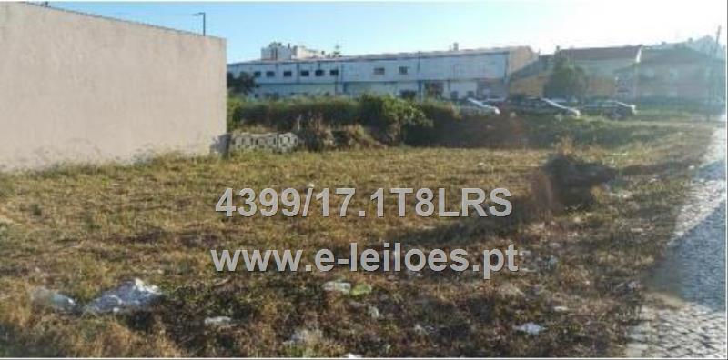 Lote de terreno para construção - Camarate