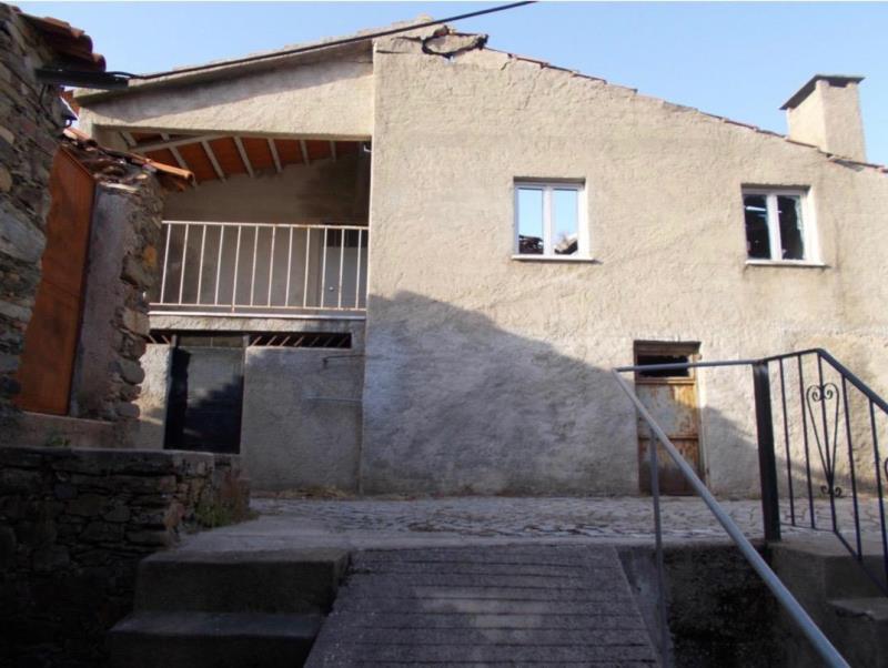 Fotografia de imóvel: Casa de Rés de Chão e 1º andar - Pampilhosa da Serra