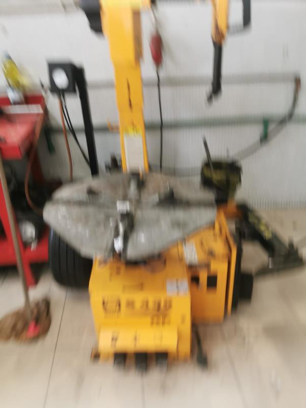 Fotografia de equipamento: Máquina de marca Sice 5436 GP