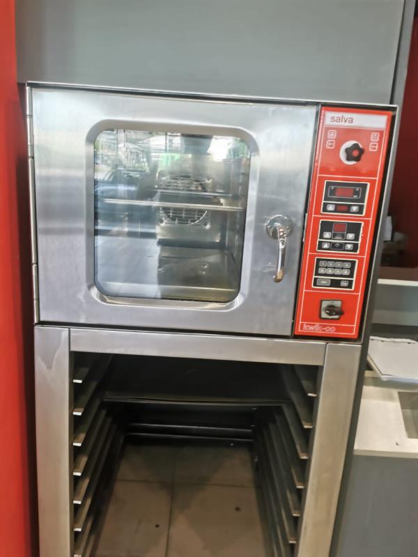 Fotografia de equipamento: Forno industrial  Salva KWIK-CO