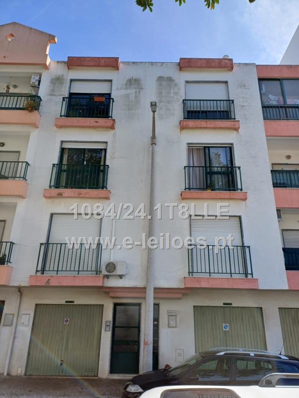 Apartamento T1 em Loulé (S. Clemente).