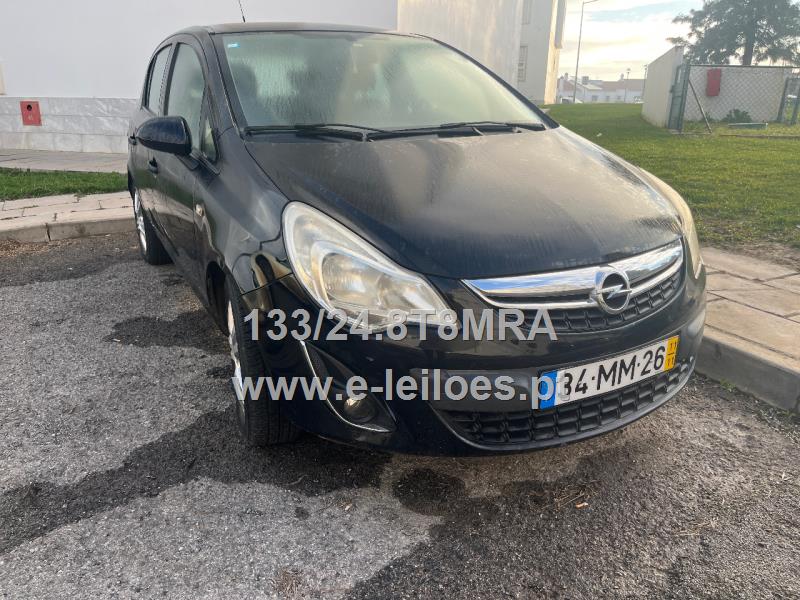 Veículo marca OPEL