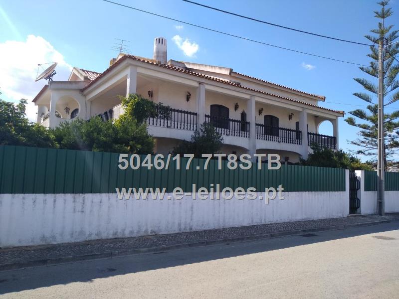 Direito de usufruto sobre imóvel-armazém e habitação