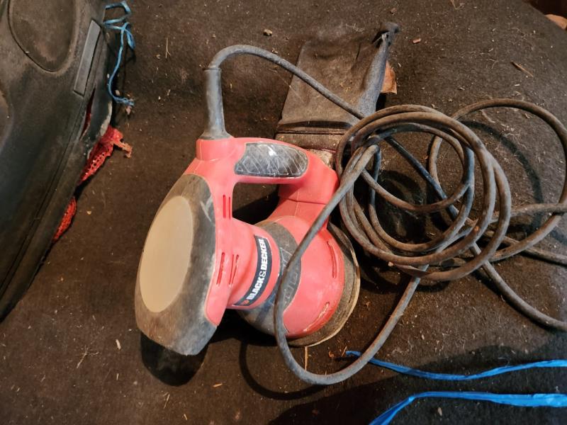 Fotografia de equipamento: Lixadora Black& Decker