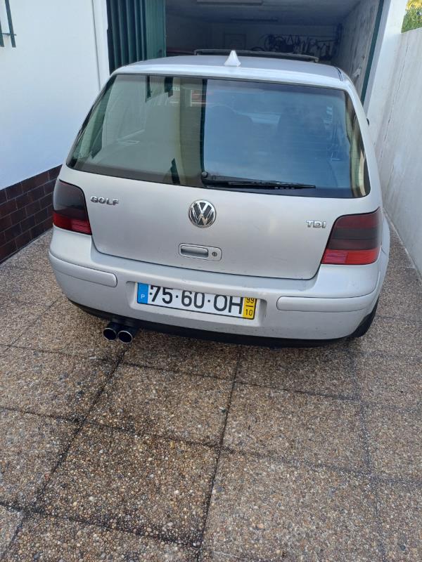 Fotografia de veículo: Veículo Ligeiro de passageiros de marca VOLKSWAGEN