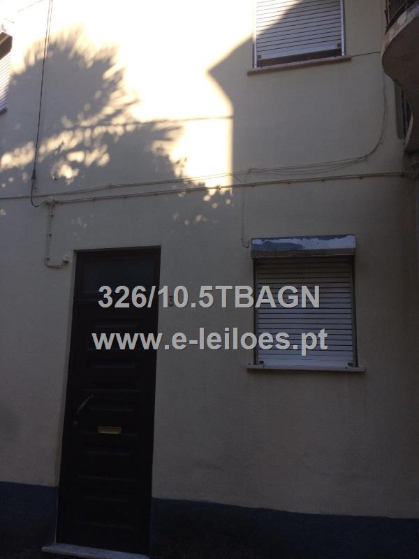 Metade da nua propriedade de imóvel sito em Arganil