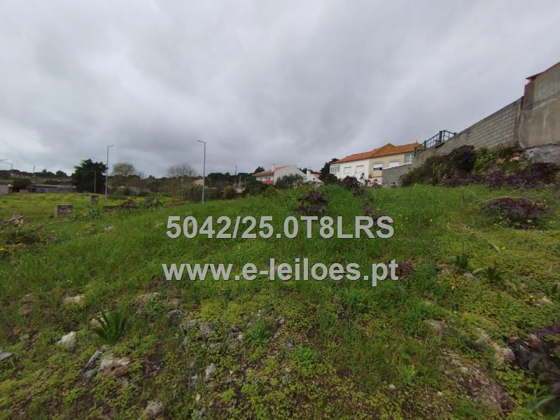 Terreno para construção sito em Vialonga
