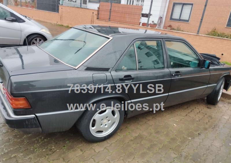 Automóvel Mercedes-Benz 190 D