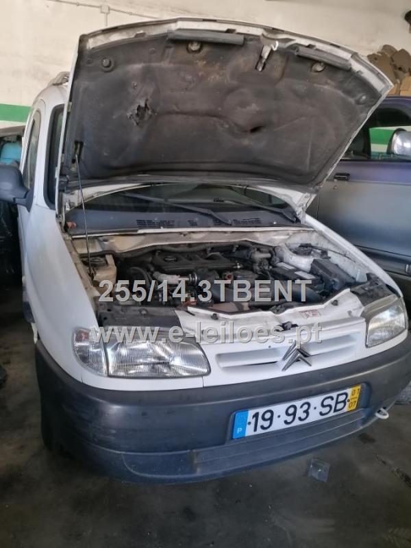 Automóvel ligeiro de mercadorias a gasóleo
