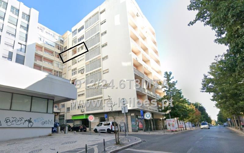 APARTAMENTO T3 NO CENTRO BARREIRO