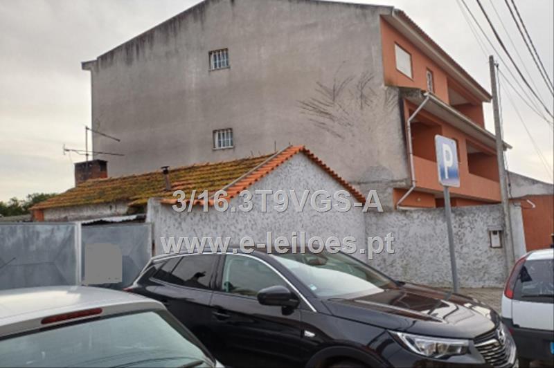 2/7 de terreno para construção com benfeitora