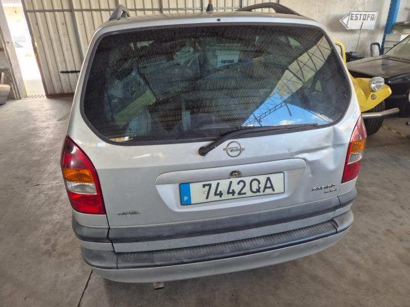 Fotografia de veículo: Opel Zafira a diesel