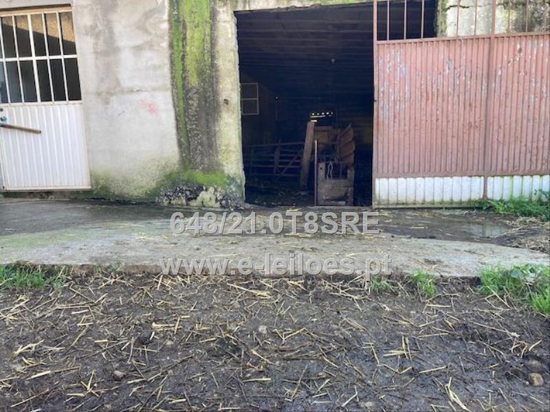 Armazém de Atividade Industrial em Oliveira do Hospital