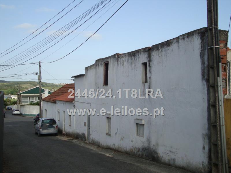 Prédio urbano situado no Bombarral - Divisão de Coisa Comum
