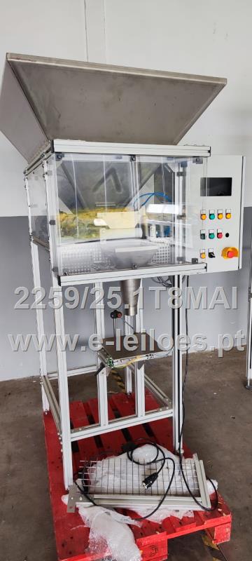 MAQUINA DE EMBALAR  E EMPACOTAR