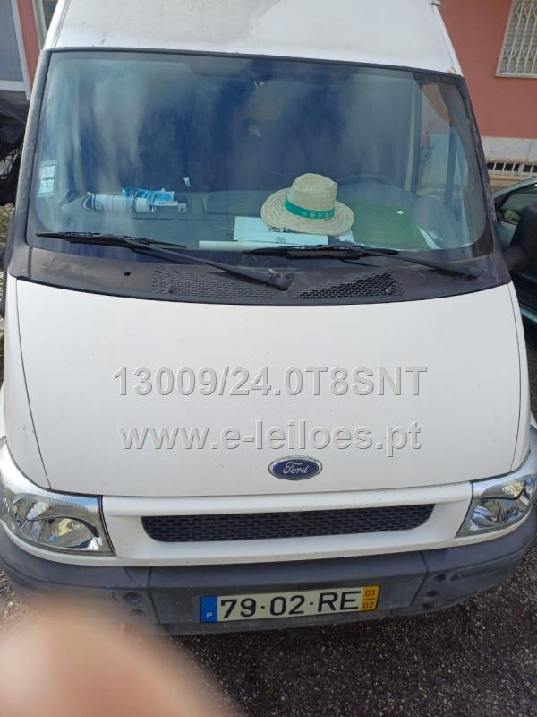 Ford Transit 330L (120TA-3)