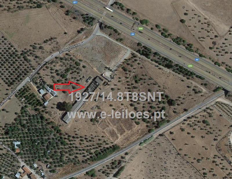 Edifício térreo destinado a criação de gado, em Elvas