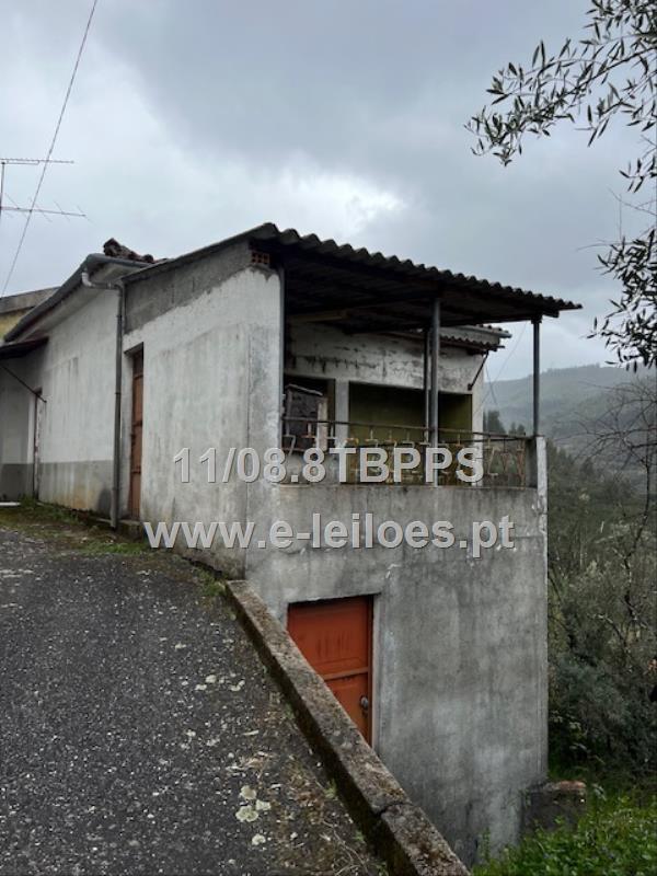 Prédio Urbano sito Praçais (Cabril) - Pampilhosa da Serra