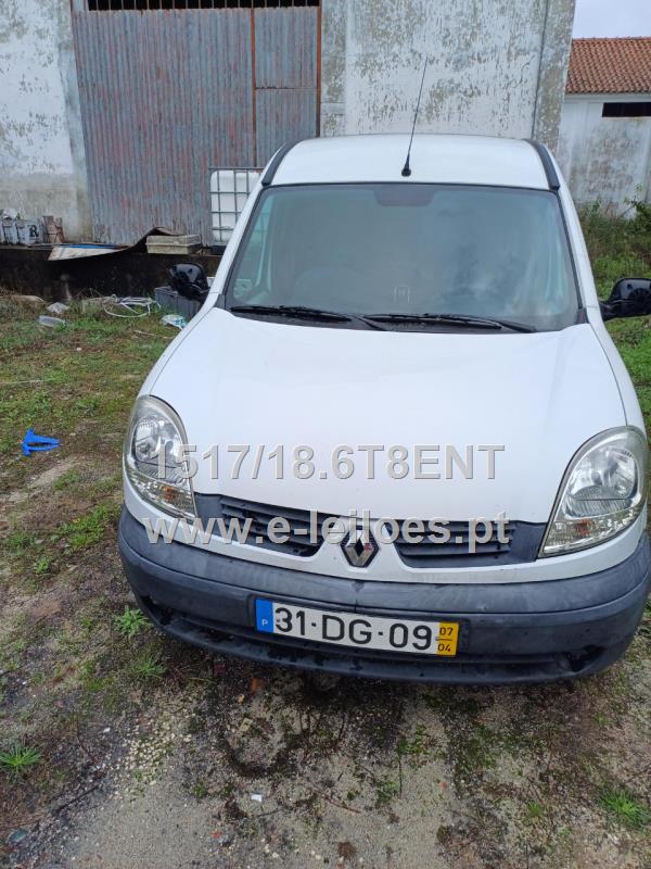 Veículo Ligeiro de mercadorias de marca RENAULT, modelo KANGOO