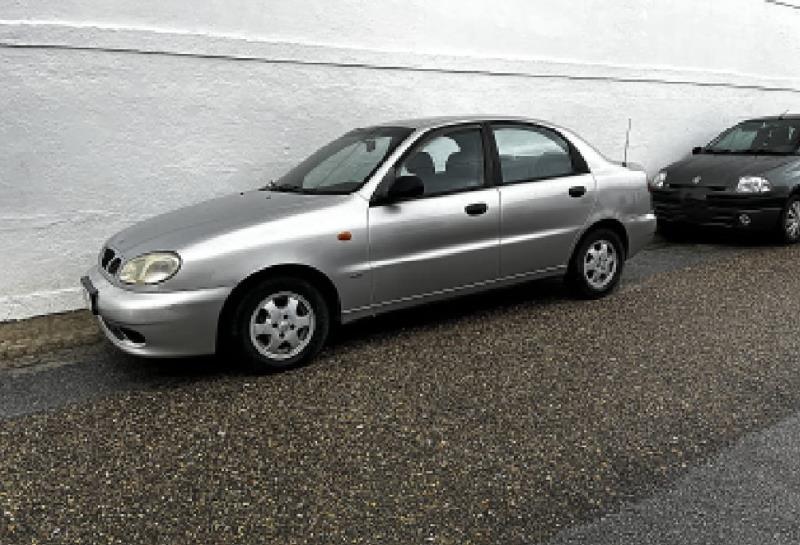 Fotografia de veículo: Daewoo modelo Klat (Lanos)
