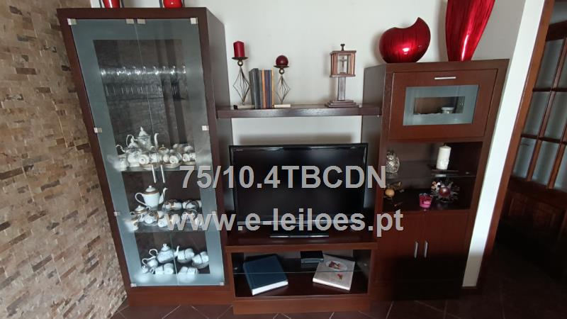 Lote de mobiliário de habitação