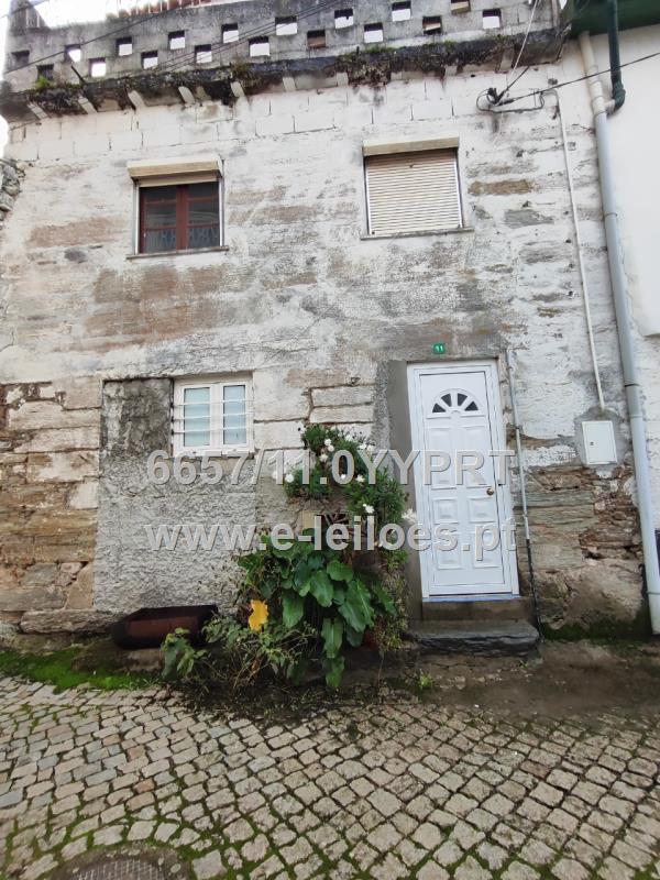 Moradia em Ervedosa do Douro