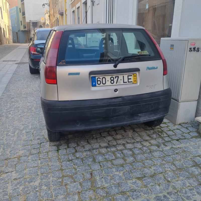 Fotografia de veículo: FIAT PUNTO - 60-87-LE