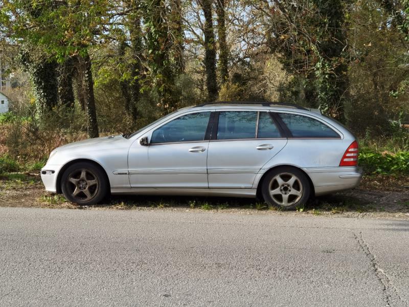 Fotografia de veículo: Verba 2 - Veículo ligeiro de passageiros MERCEDES-BENZ C 220 CDI