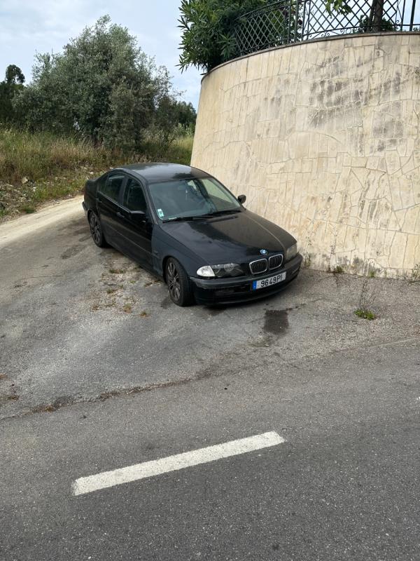 Fotografia de veículo: Veículo BMW modelo 346L 3ER REIHE