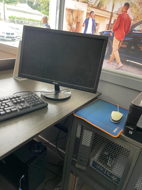 Fotografia de equipamento: MONITOR