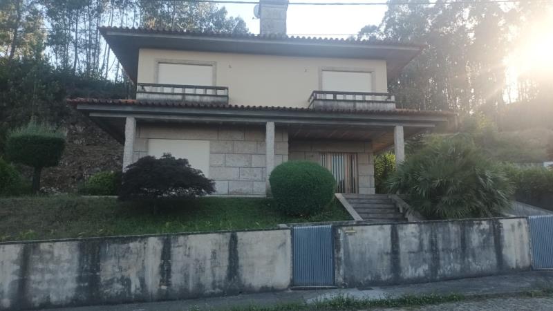 Fotografia de imóvel: MORADIA EM BRITEIROS SANTA LEOCÁDIA, GUIMARÃES