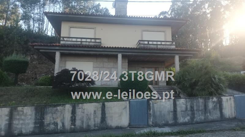 MORADIA EM BRITEIROS SANTA LEOCÁDIA, GUIMARÃES