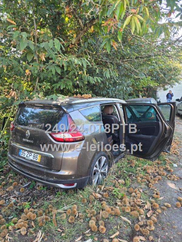 Renaul Grand Scénic 1.6dci de 2016 - Acidentado